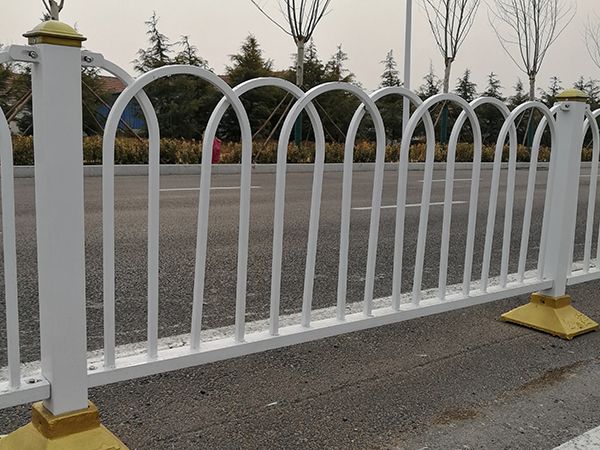 京式護欄